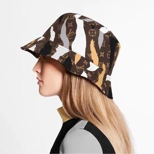 RARE FIND Authentic Louis Vuitton X League of Legends Bucket Hat. Size Medium.